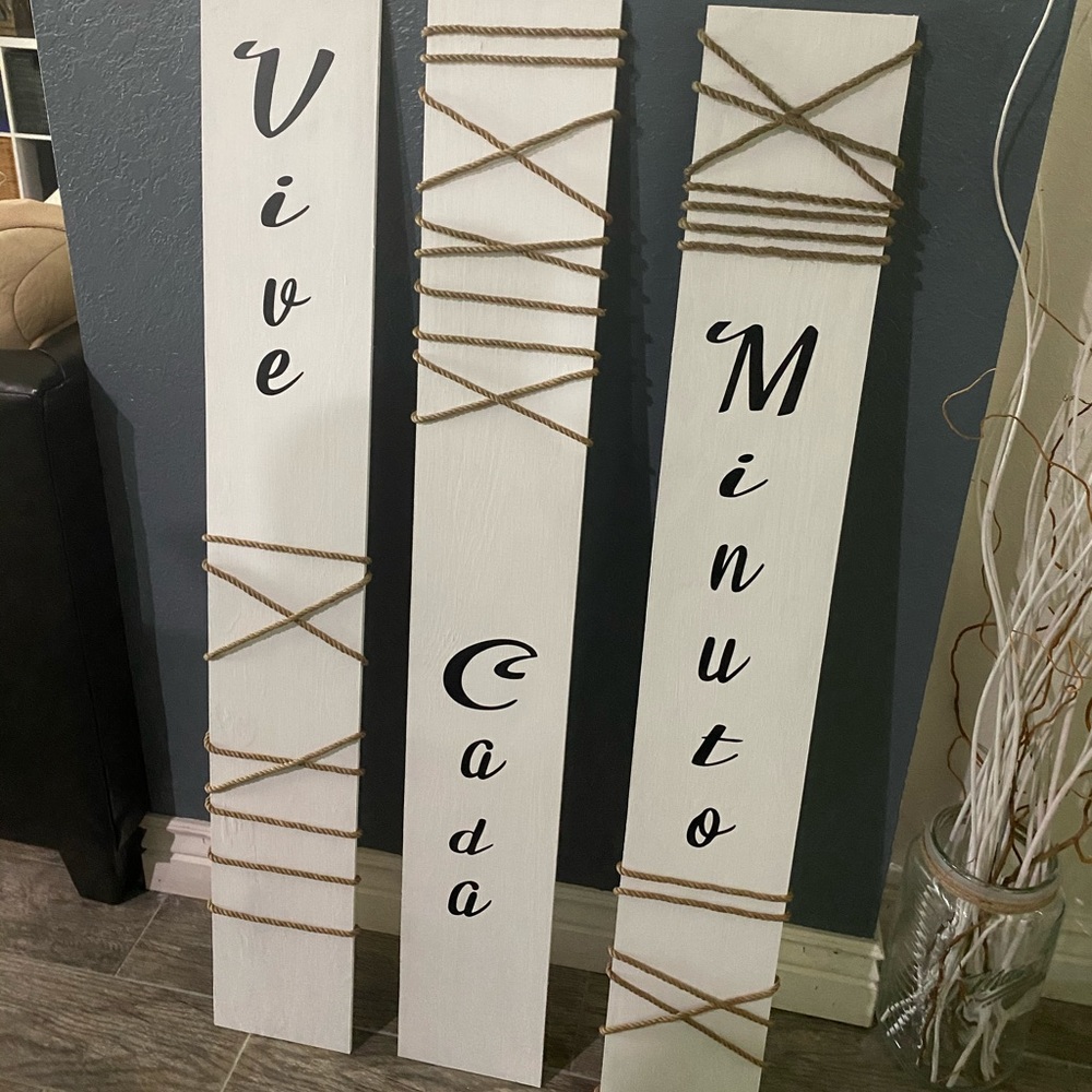 Wood signs Home made